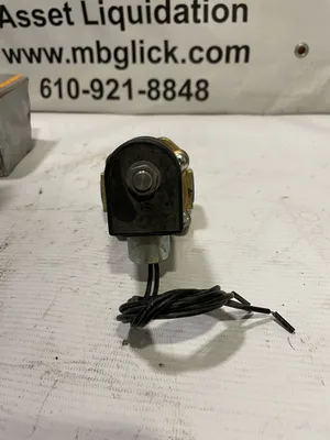Parker 73218BN3TN00N0C111C2 1/2” Brass Solenoid Shutoff Valve 24VDC 5-150psi NIB