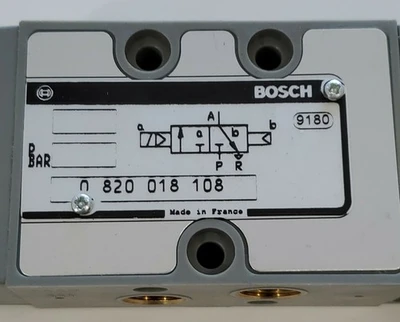 NEW Bosch 0 820 018 108