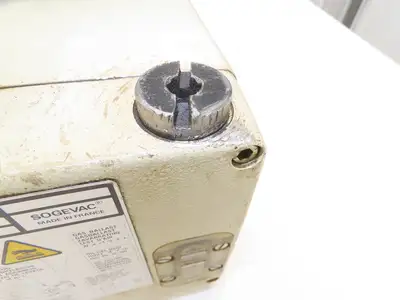 Used LEYBOLD _UNKNOWN_ Vacuum Pumps Indiana US | Arrow Industrial #620133