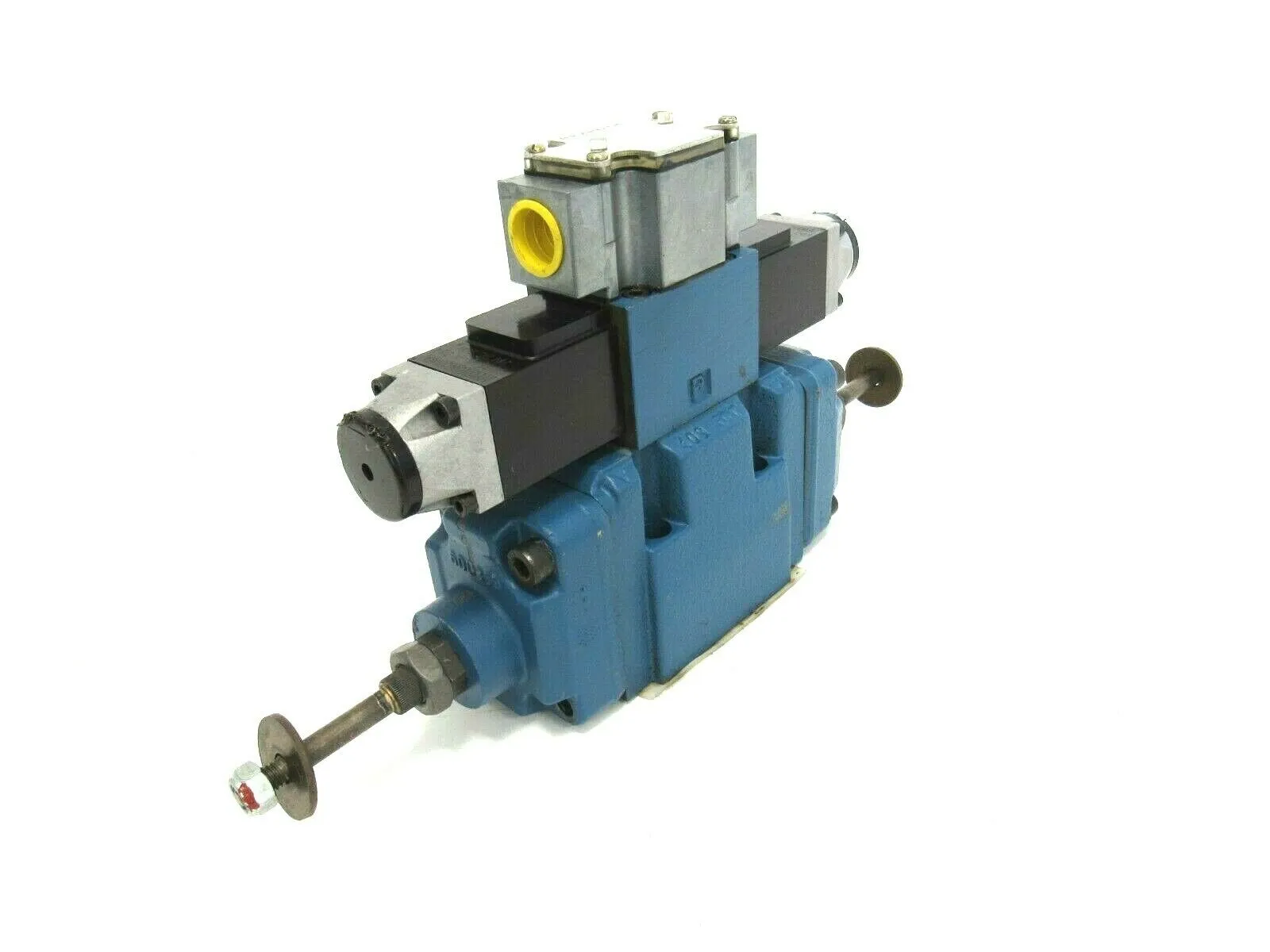 NEW REXROTH 4WE-6-D53/OFAG24N9DAL VALVE 4WEH10HD42/OF6AG24N9ETDALQABG24 526963/4