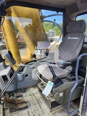 USED 2013 LIUGONG 925D