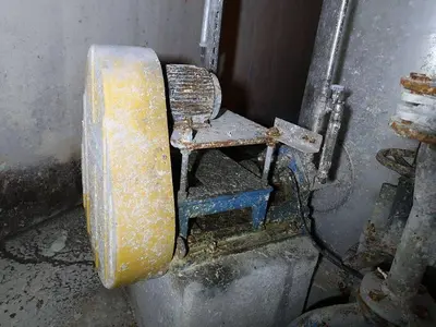 USED APACHE STAINLESS TANK
