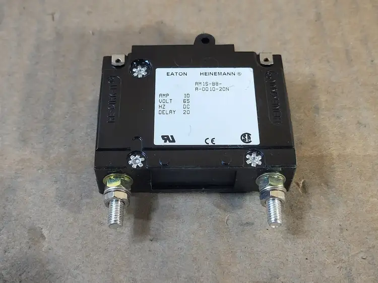 New | in-Stock KOMATSU SM2467 Circuit Breakers British Columbia CA | Lenmark #367250