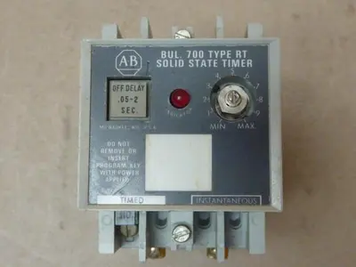 USED ALLEN BRADLEY 700-RT00N000A1 SER B