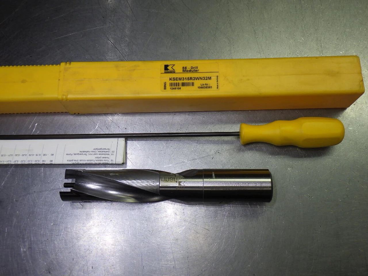 Kennametal 31.5mm Coolant Thru 3xD Drill 32mm Shank KSEM315R3WN32M (LOC2675B)