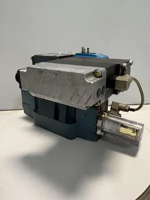 USED BOSCH 0 811 404 607
