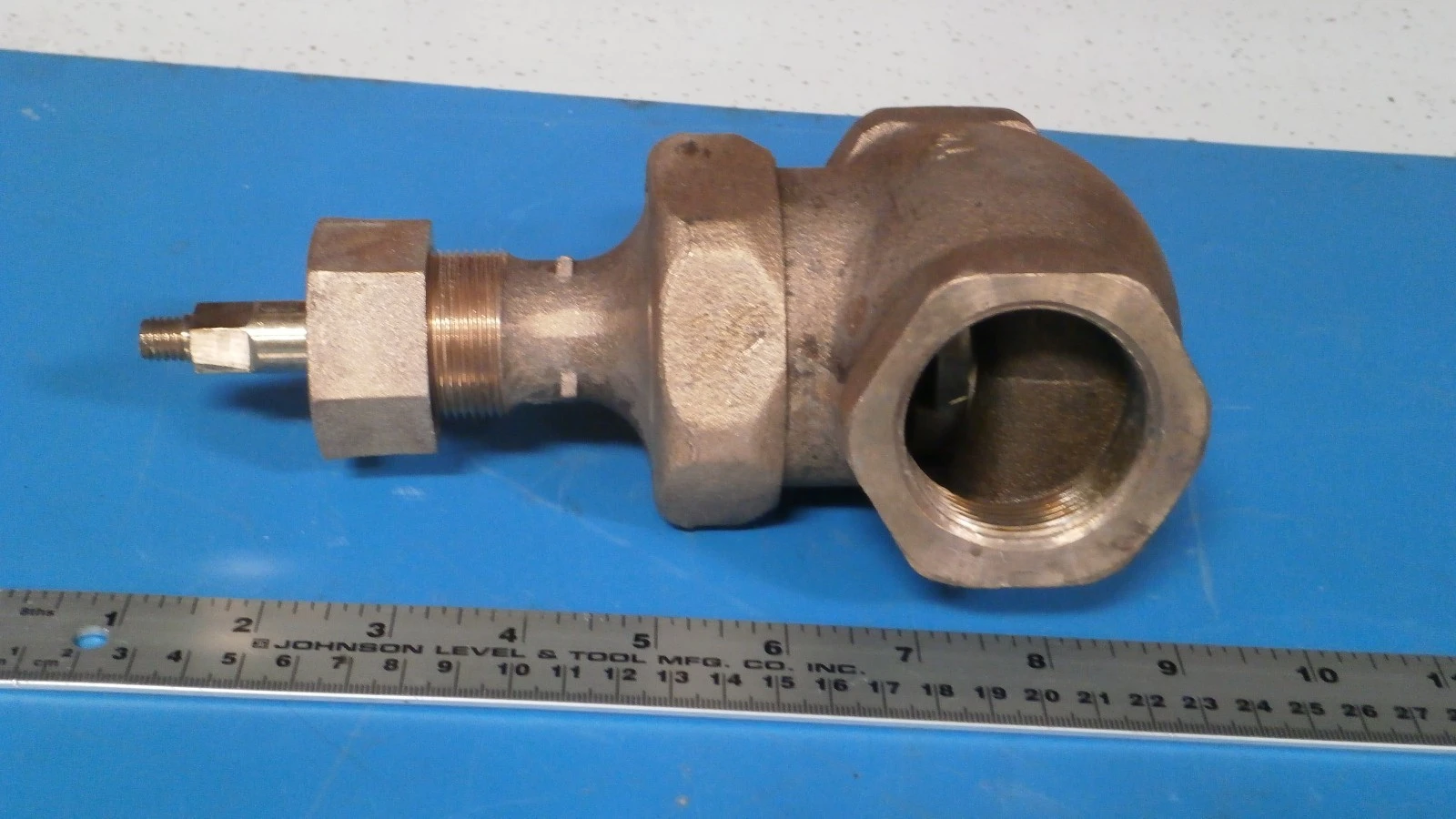 CRANE 3 H 10000W 300S VALVE 1-1/2"