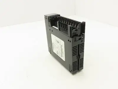 GE Fanuc IC693MDL940K Output Relay Module 2A 16PT