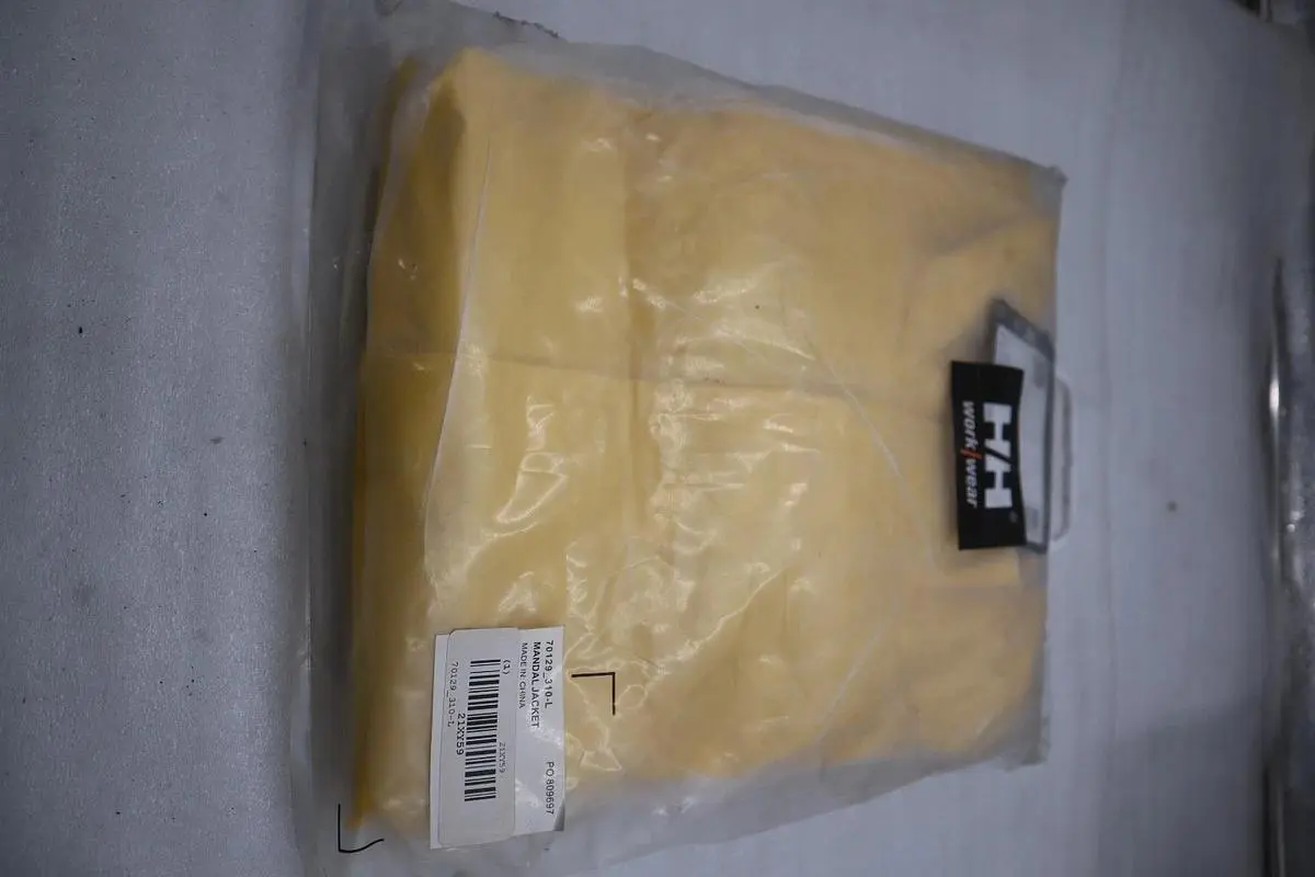 Helly Hansen Mens Mandal Waterproof Jacket 70129 Light Yellow Large STK 5694CC