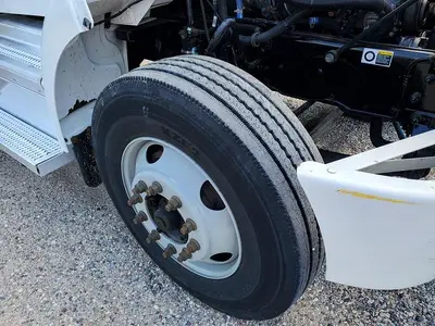 USED 2018 PETERBILT 337