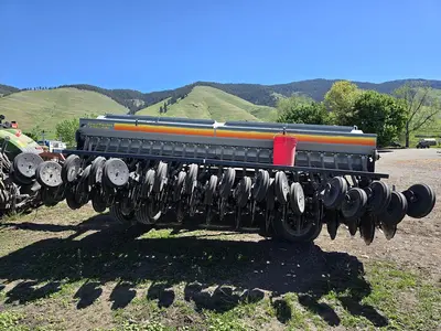 USED 2022 CRUSTBUSTER 4030