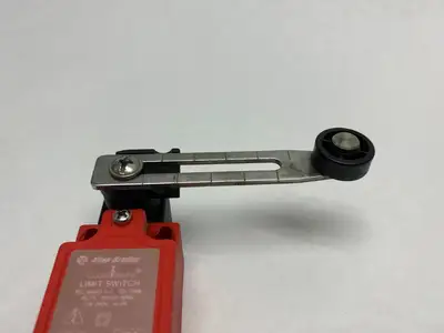 USED ALLEN-BRADLEY SER. A GUARDMASTER SAFETY LIMIT SWITCH 240V IP66