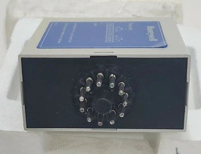 NEW Honeywell RT10-2-2-024-60S