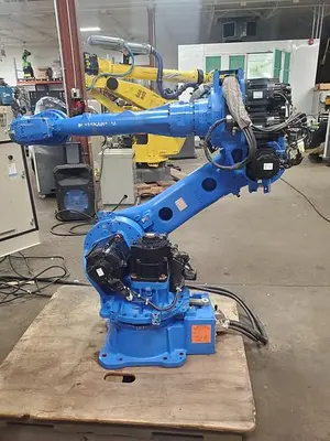 USED 2011 YASKAWA MOTOMAN MH80