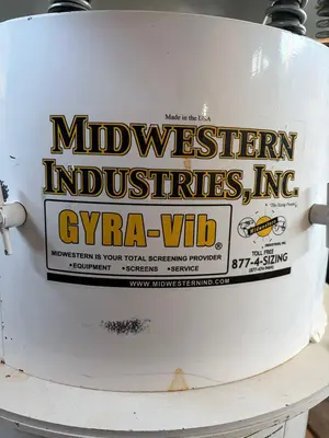 Used 2018 MIDWESTERN INDUSTRIES, INC. MR24S4-4 Sweco Screens | Perry Equipment #454459