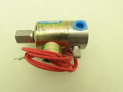 Honeywell Skinner V5L23270 Solenoid Valve 3-Way NC On/Off 120V 150 PSI 1/4"NPT