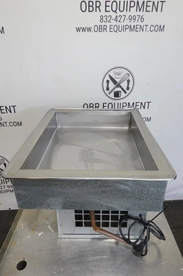 ATLAS METAL DROP IN REFRIGETATED SELF-CONTAINED COLD PAN MODEL WCM-2 (MINOR DENTS ON THE LIP)
