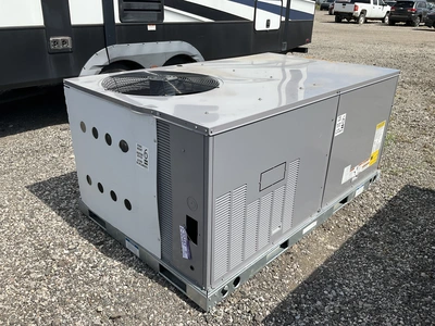 Used BRYANT 559KE06A000A3A0AC, 5 TON Air Conditioning Equipment Michigan US | Miedema Asset Management Group #1330078