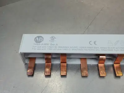 USED Allen-Bradley 1492-A3B8