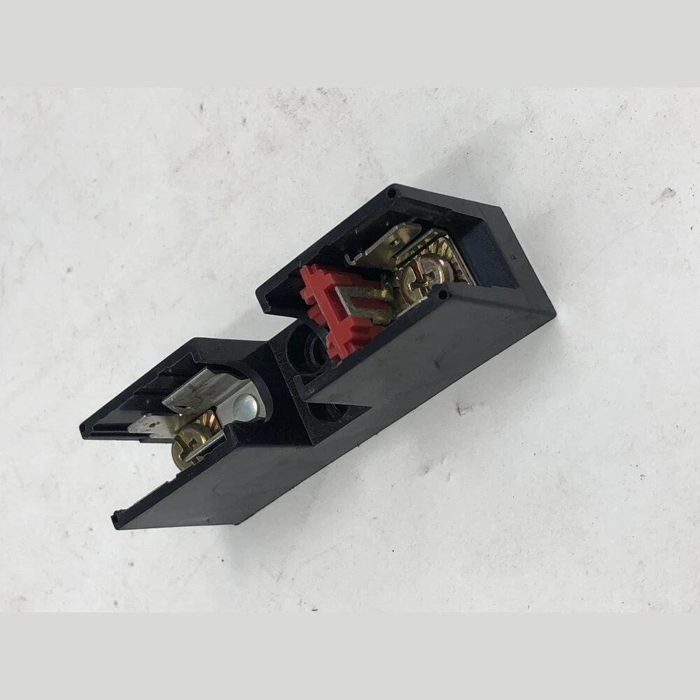 Connectron Fuse Holder MR361-77