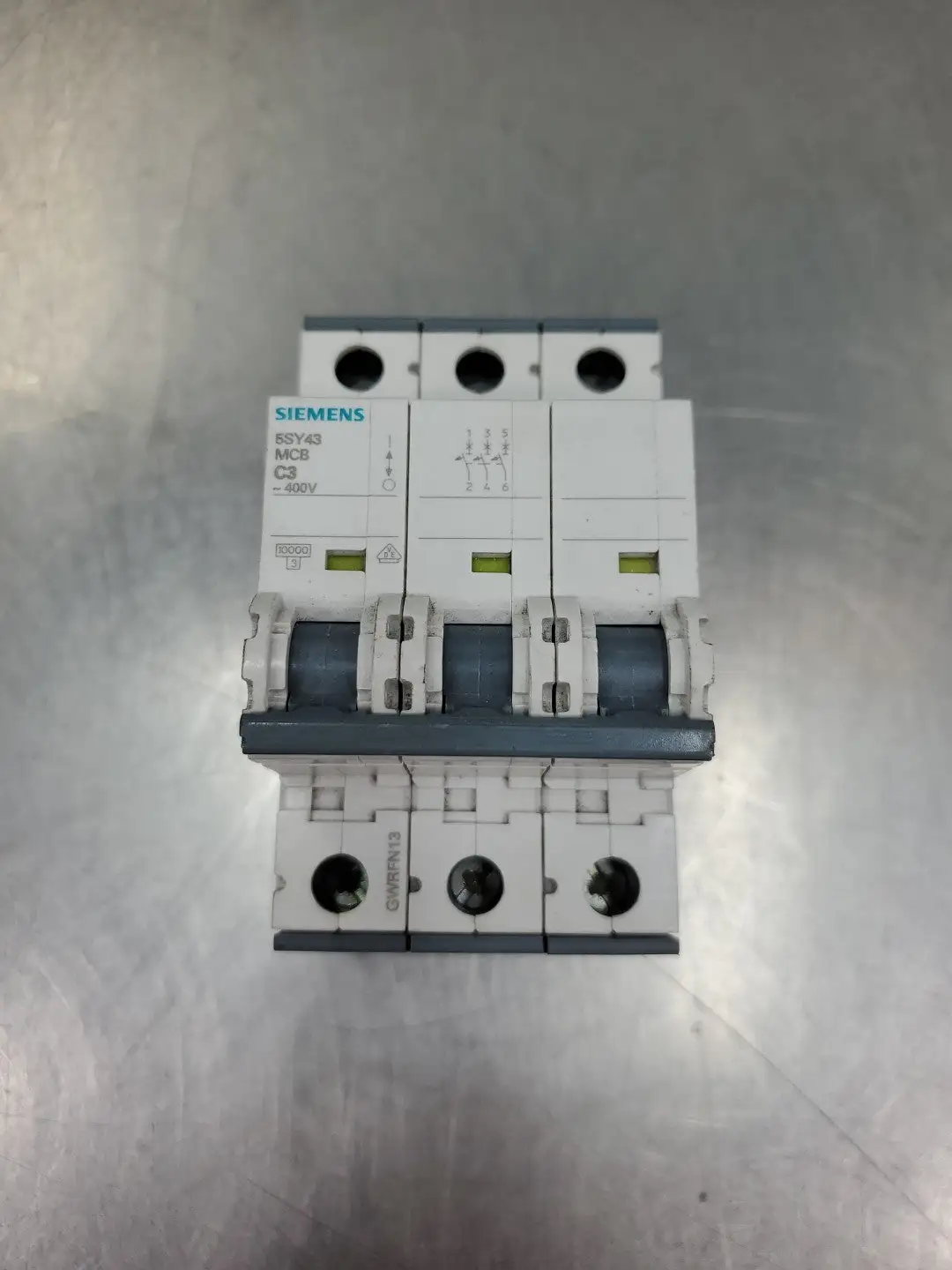 USED Siemens 5SY43 MCB C3 CIRCUIT BREAKER, 3 POLE, 400V