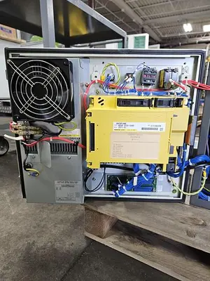 USED 2011 FANUC LR MATE 200IC
