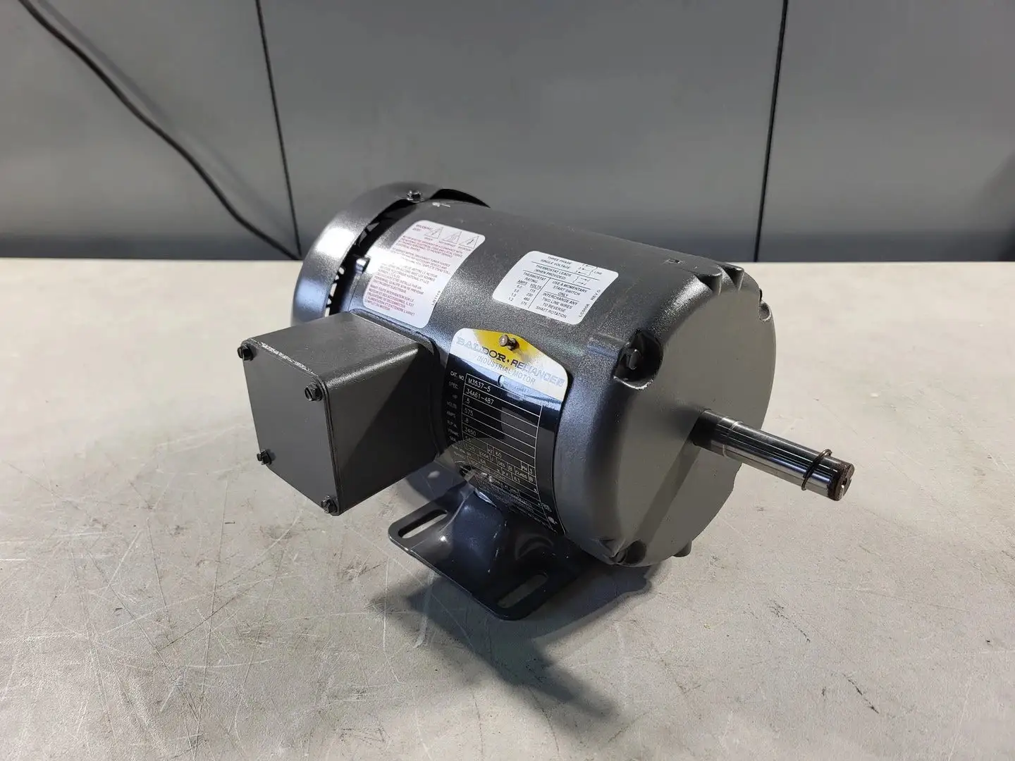 NEW BALDOR M3537-5
