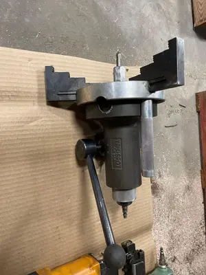 Tail-Spot Pneumatic Center Drill Machine GR800