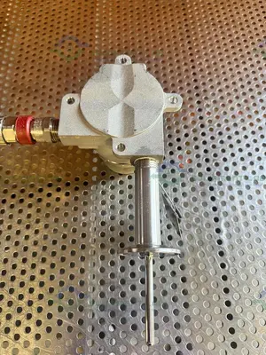 Used ROSEMOUNT 644HAKBXAJ8M4Q4 DIGITAL TEMPERATURE TRANSMITTER 0-200C Misc Electrical & Power Parts California US | Equipment Lab #1418451