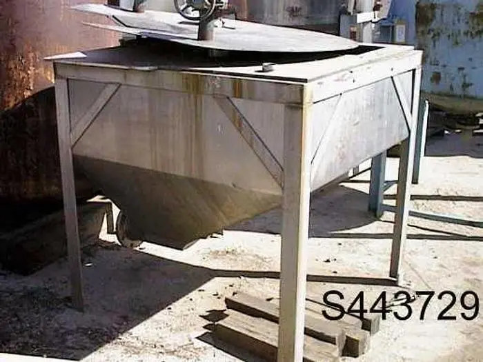 Hopper, 30 CF, S/st, 4' X 4' X 16", Surge Bin, #S443729