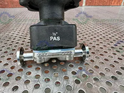 USED ITT PURE FLO .5-316L-RA15MAX-CWP150 BALL VALVE W/ 1.2" SANITARY FITTING