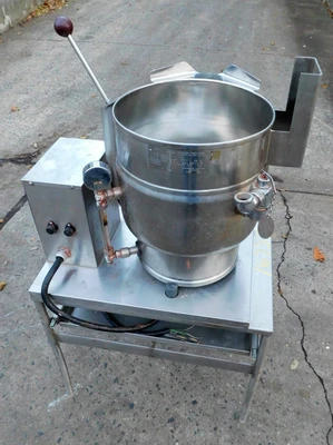 USED GROEN ELECTRIC KETTLE TDB/7-20