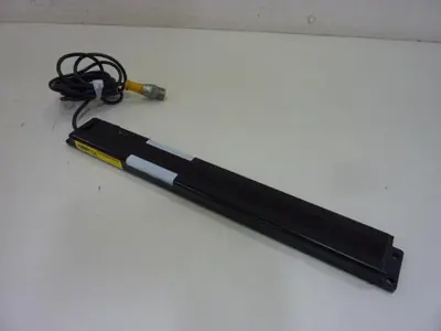 USED BANNER ENGINEERING PVA225P6EQ