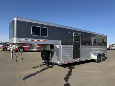 New | in-Stock 2025 4 STAR HORSE TRAILER Livestock Trailers Minnesota US | Carco Truck & Equipment #1513893