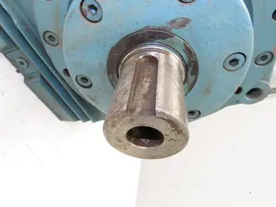 Sew Eurodrive SF80 GN132S B HR Helical Worm Gearbox 62.9 Ratio 29rpm Dual Shaft