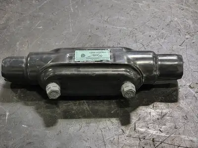 NEW THOMAS & BETTS 734A