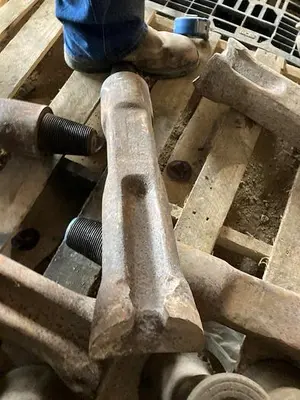 Used AFTERMARKET 5-1/2" X 22" CABLE TOOL CHISEL BIT Other Cutting Tools Pennsylvania US | East West Machinery & Drilling #1417221