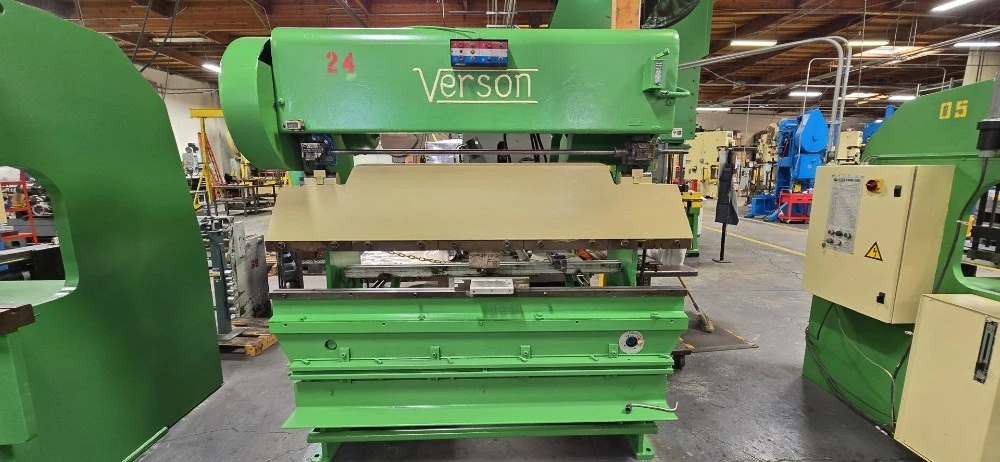 25 Ton, Verson press brake, 2" stroke, 12" Shut Height, 6-1/2' table