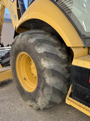 USED 2014 CATERPILLAR 450F
