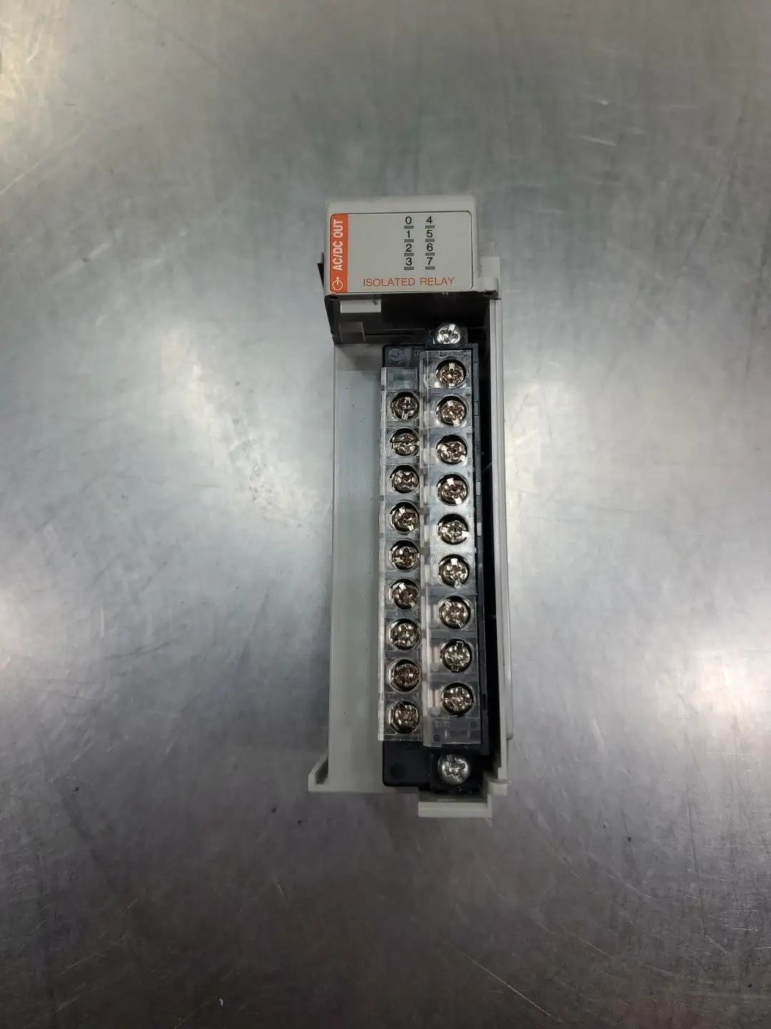 USED Allen-Bradley 1769-OW8I Ser B Rev 3 Compact I/O 8 PT Relay Module