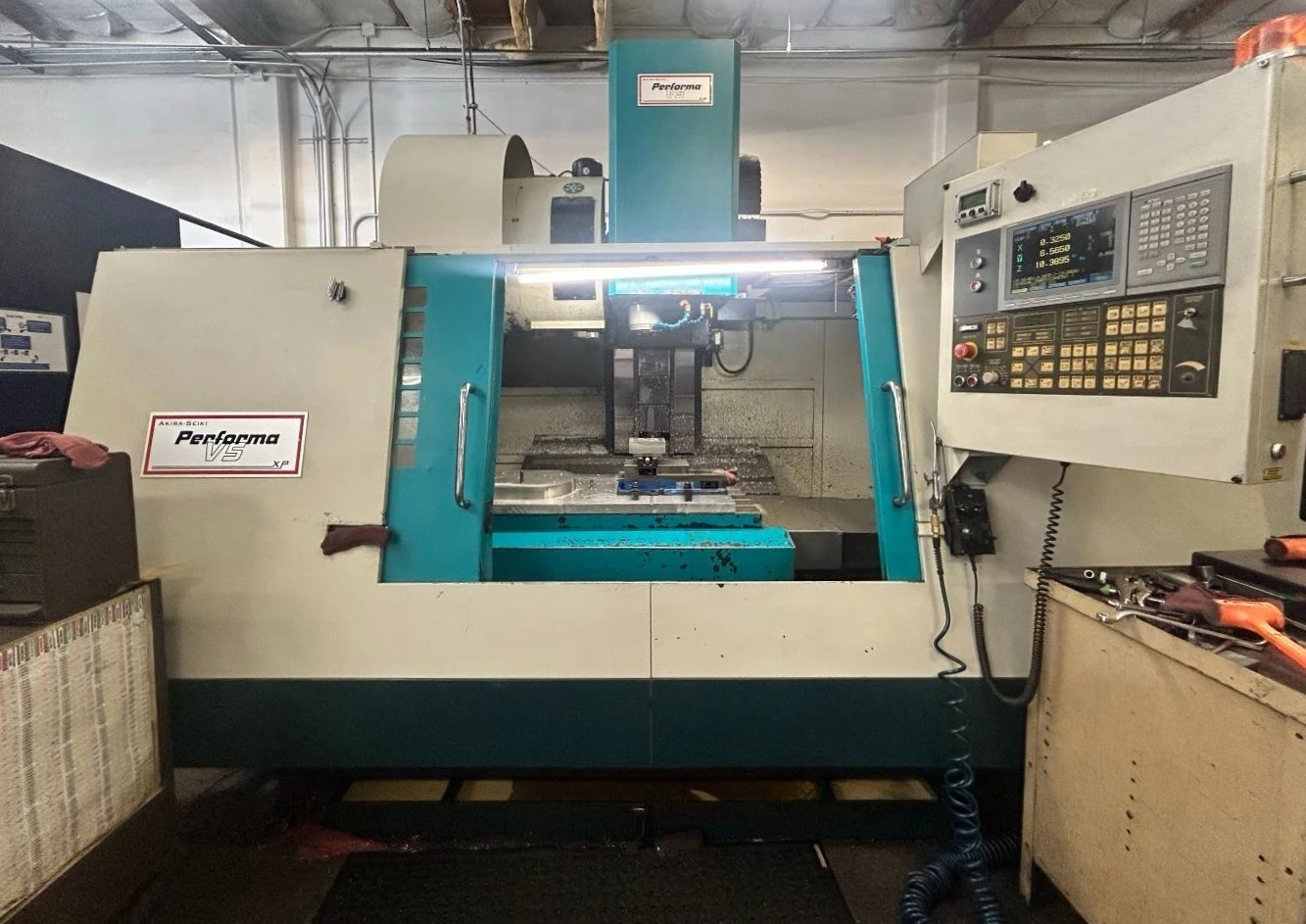 USED 2005 AKIRA SEIKI PERFORMA V5A-XP