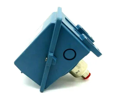 NEW UNITED ELECTRIC J402-13656 PRESSURE SWITCH J40213656