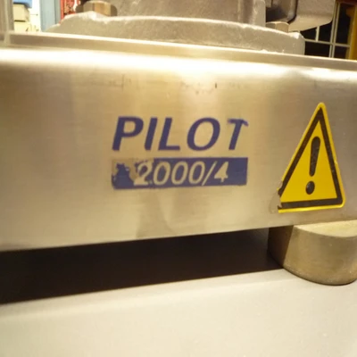 Labor Pilot 2000/4 Mill Colloid | Perry Equipment (9)