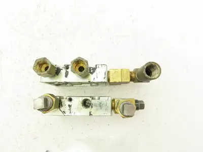 Zimmerman Zim-Air Pneumatic Air Valve Aluminum Manifold 1/4"npt  Lot of 2