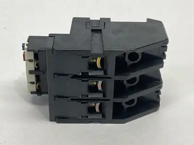 LR3D3361 | Schneider Electric  TeSys Deca Thermal Overload Relay 55-70A - Used