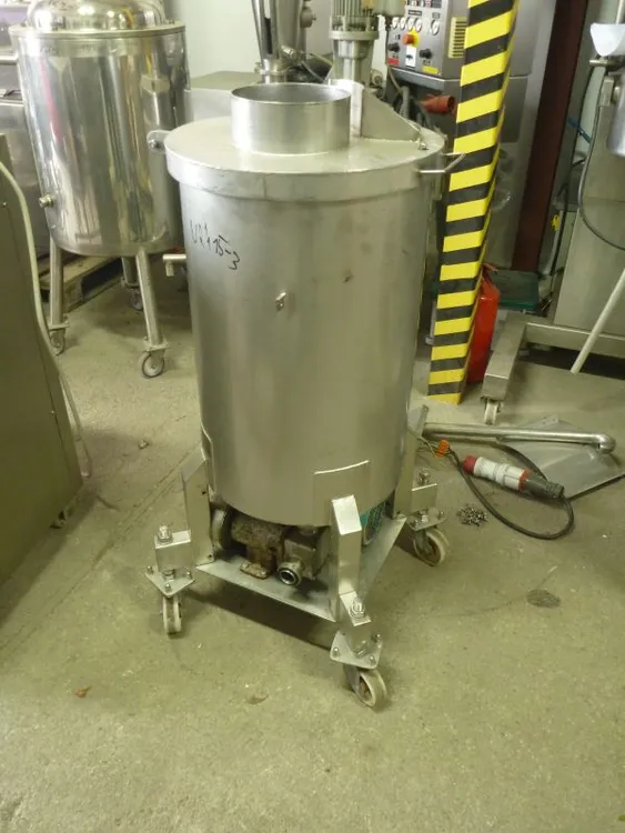 Used _UNKNOWN_ 110 L Stainless Steel Tanks PL | Perry Equipment #121735