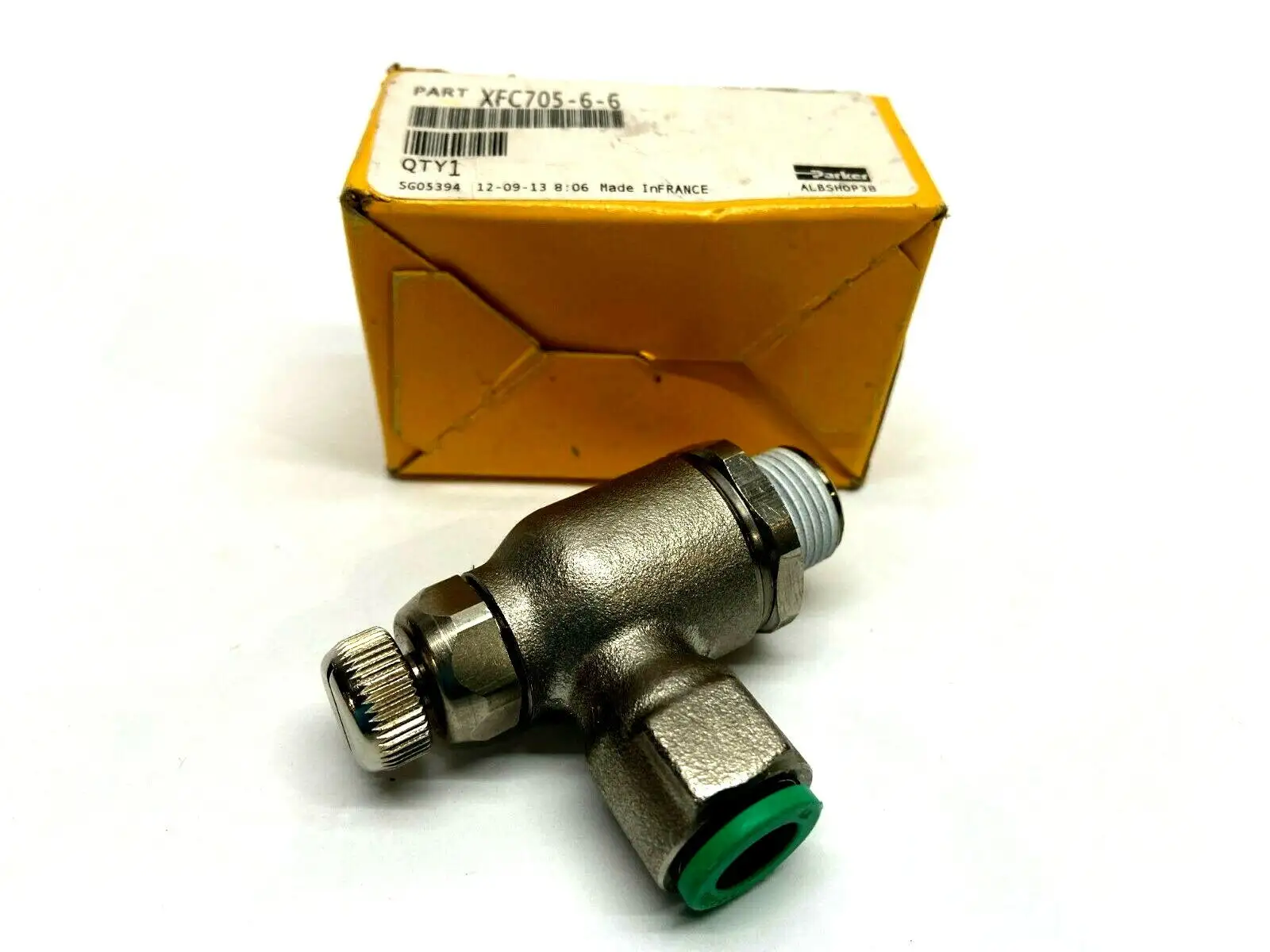 New | in-Stock PARKER FLOW CONTROL REGULATOR 3/8" TUBE OD MALE 3/8" Regulators | Maverick Industrial Sales #1120123