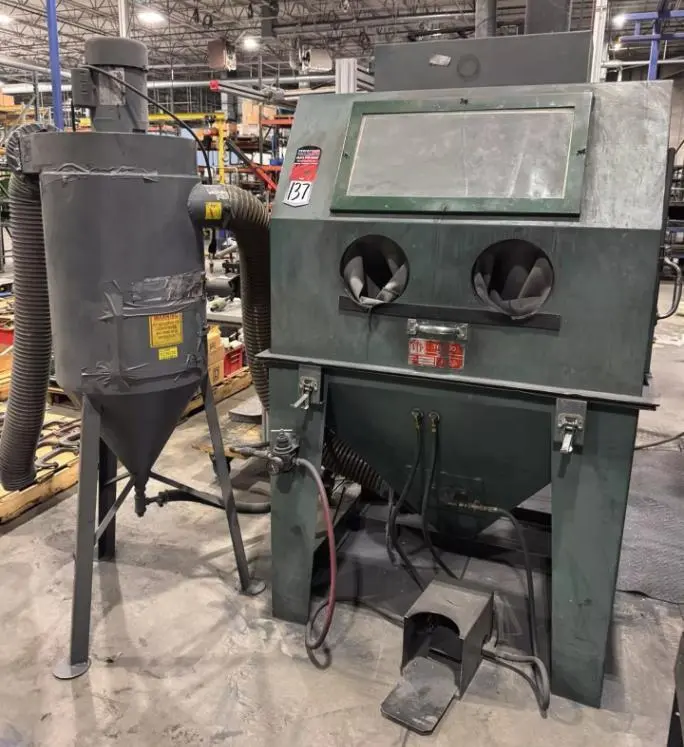 Used TRINCO 404X40SE DELUXE Blast Room (Manual Booth) Ohio US | G-2000, Inc. #1284328