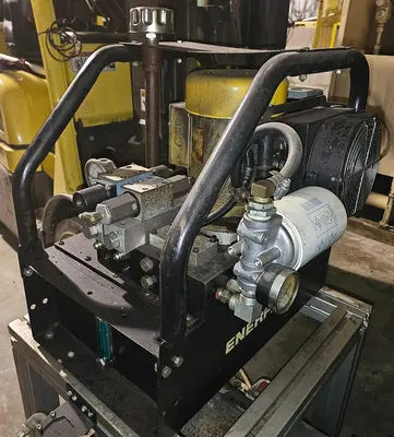 Enerpac Portable 1.5 Hp Hydraulic Pump Clamping System from Machining Center App