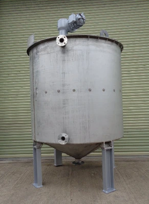 3,000L S/S JKTD Vertical  Enclosed Mixing Tank 2.2 kW